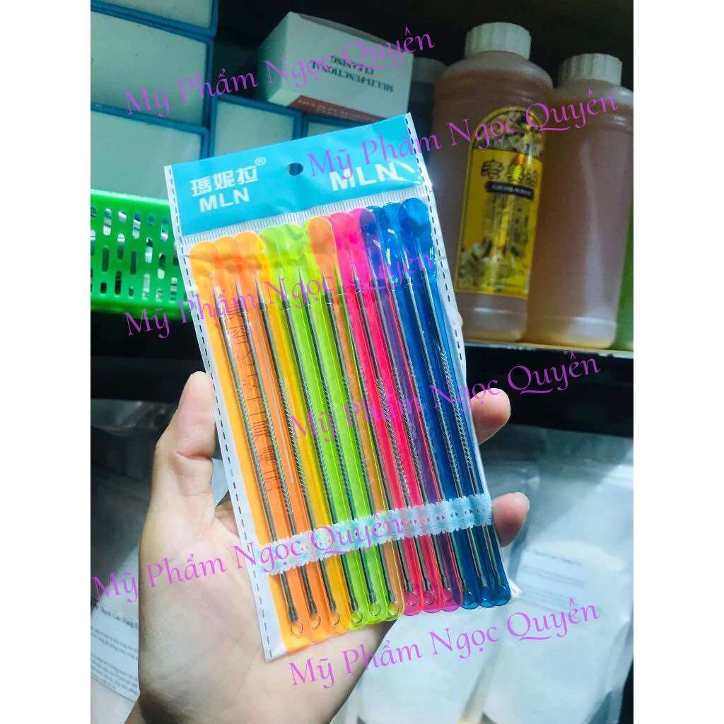 Vỉ nặn mụn 12 cây/ nặn mụn vỉ màu