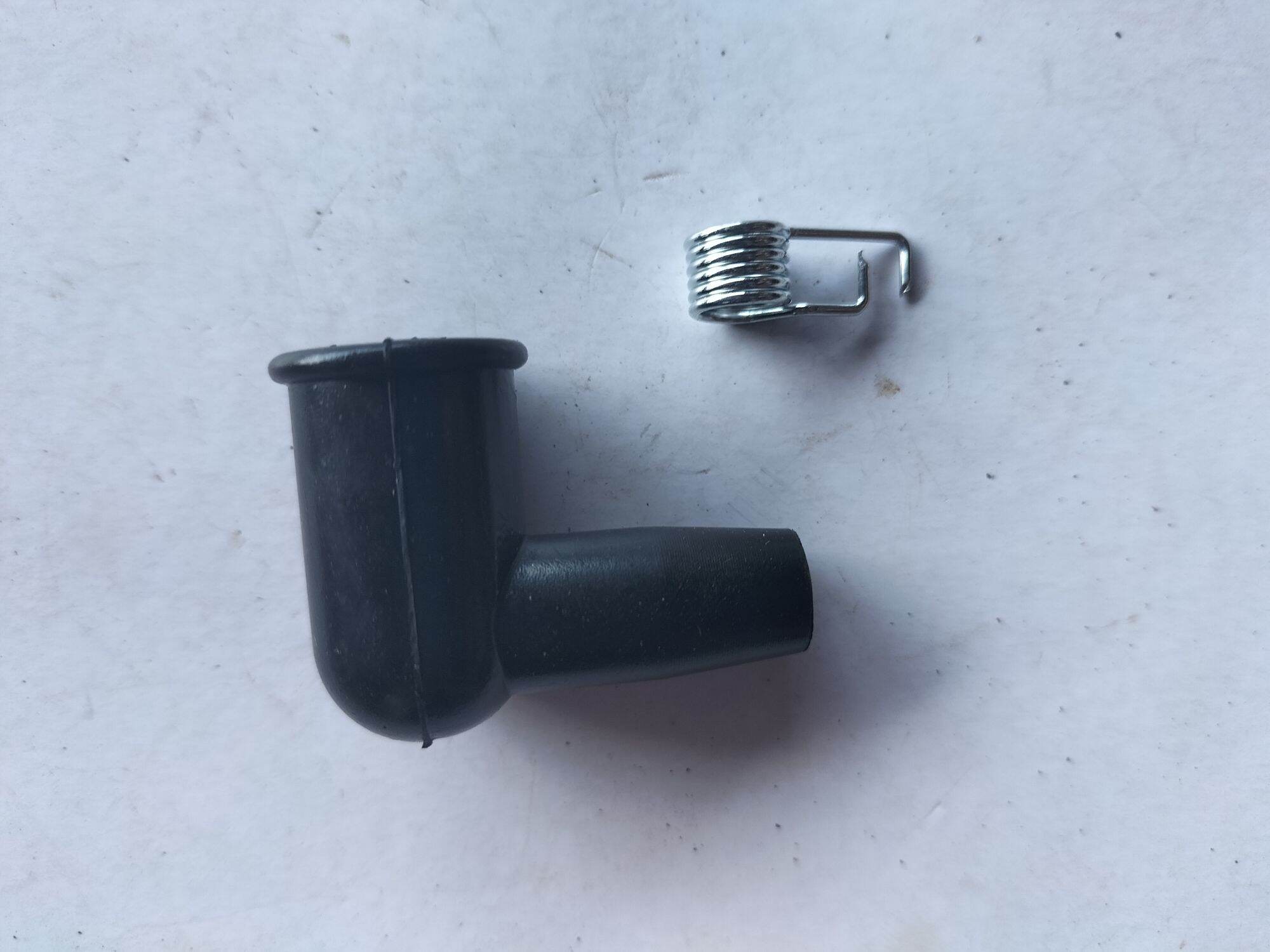 nắp chụp bugi (buri) máy cắt cỏ, máy xăng honda 5.5/6.5