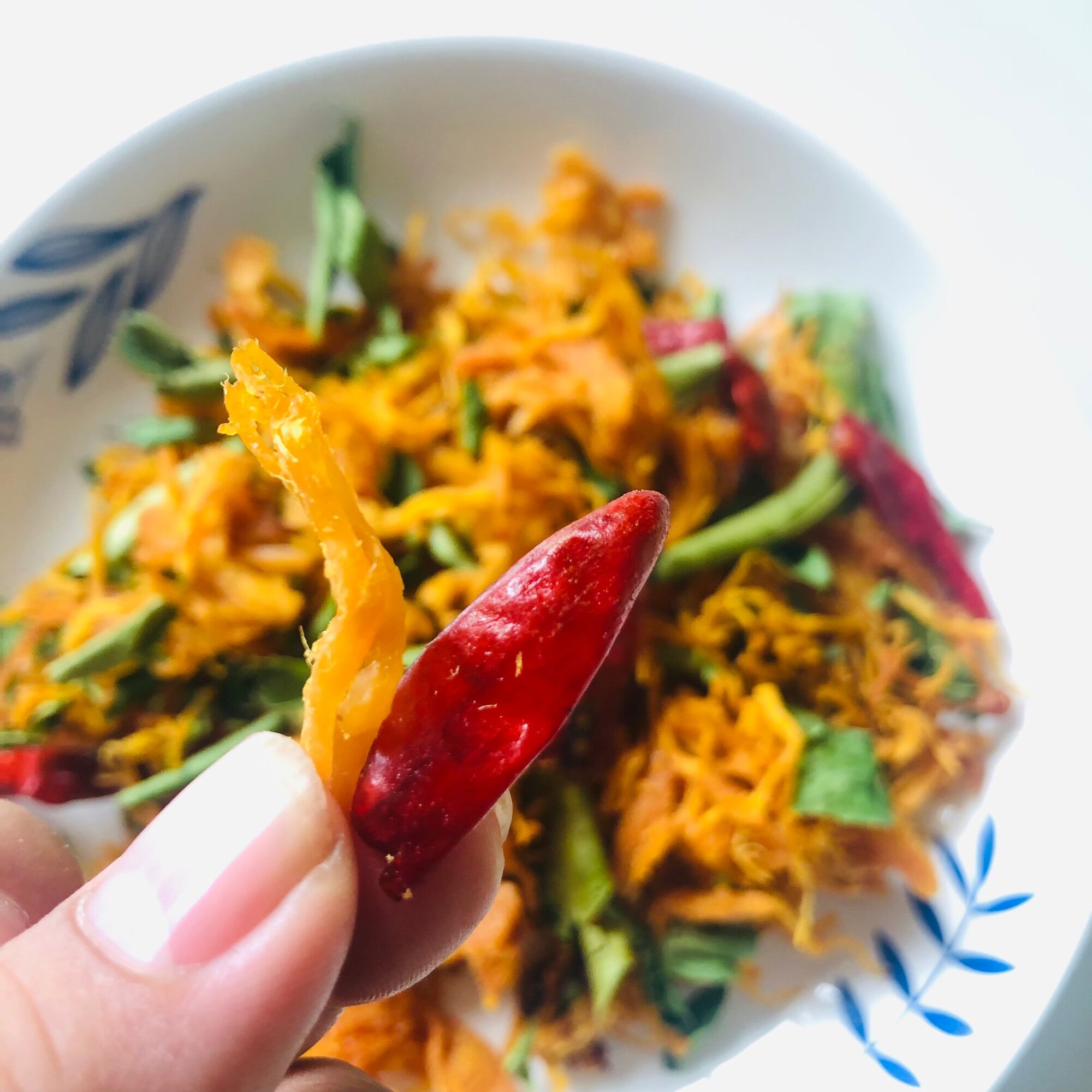 Khô gà ta lá chanh 500gr vị giòn dai ngọt ngon- homemade dried chicken with lemon leaves 500gr