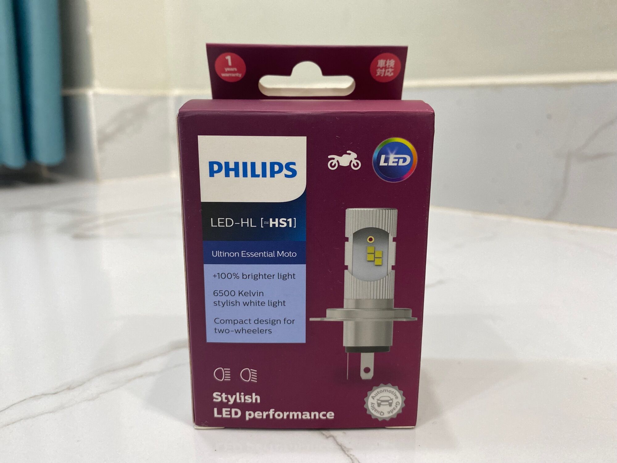 Đèn cho xe máy philips led ultinon moto hs1 +100% sáng.