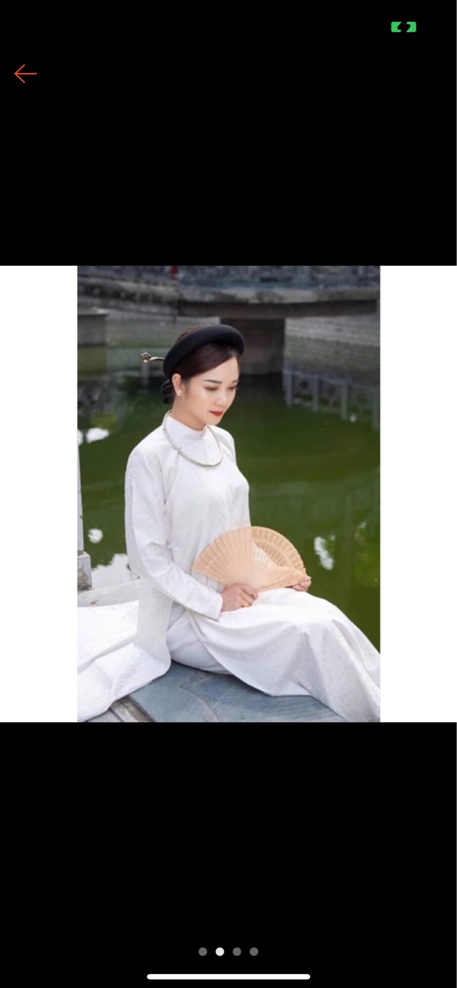 Bộ áo dài gấm lụa trắng dáng suông kèm quần phi lụa