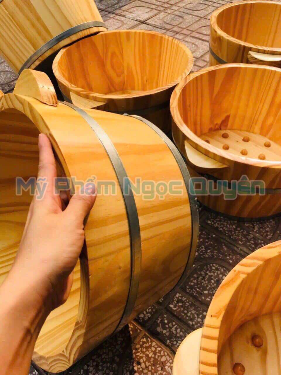 Chậu gỗ ngâm chân có hạt massage