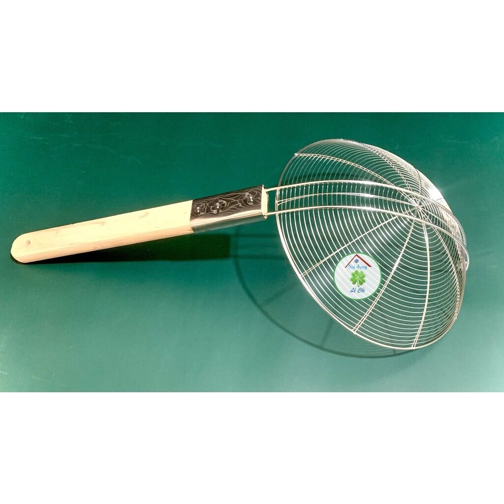 Vợt vớt thức ăn cán gỗ (6 size từ 20cm đến 30cm)