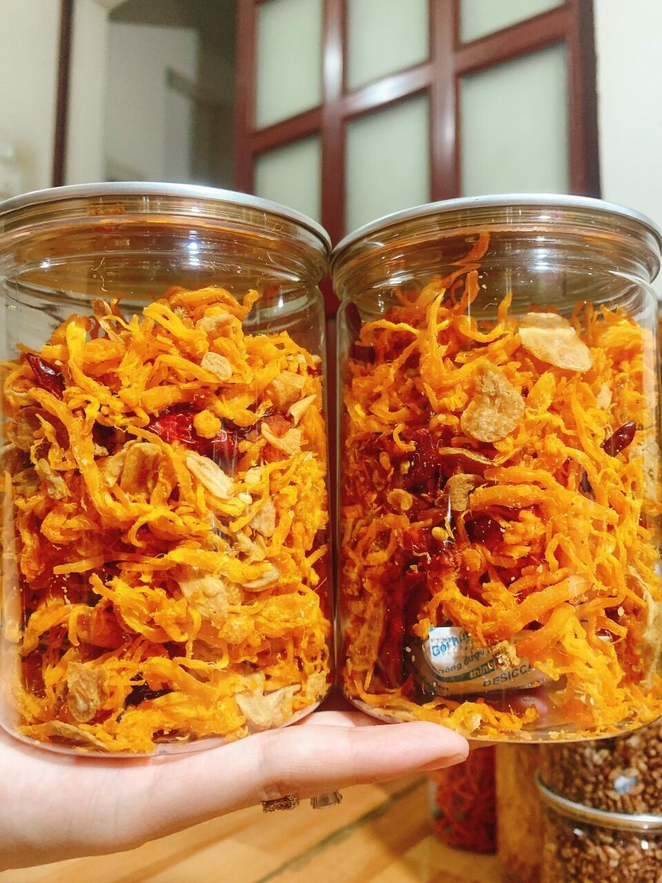 KHÔ GÀ BƠ TỎI 180G