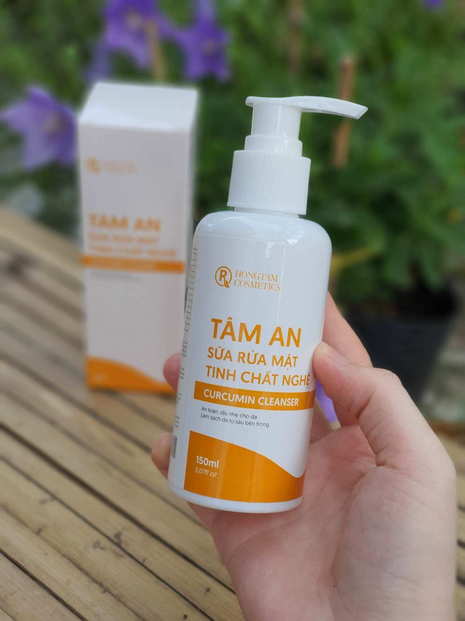 Sữa rửa mặt tinh chất nghệ Tâm An