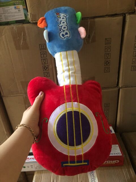 Gối ôm hình đàn cho bé (Hàng KM Bobby)