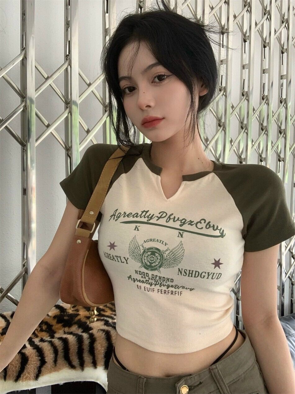 Áo croptop phối tay đôi cánh BG