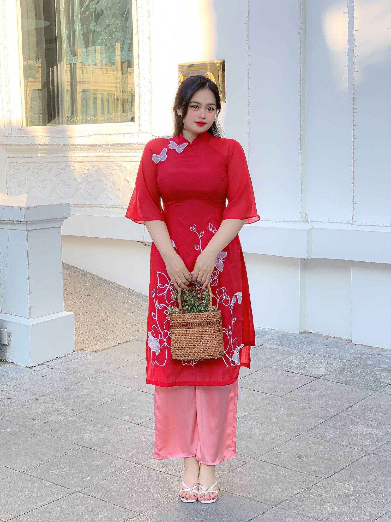 ÁO DÀI BIGSIZE ĐỎ ĐÍNH HOA BƯỚM PHỐI QUẦN (L-2XL)