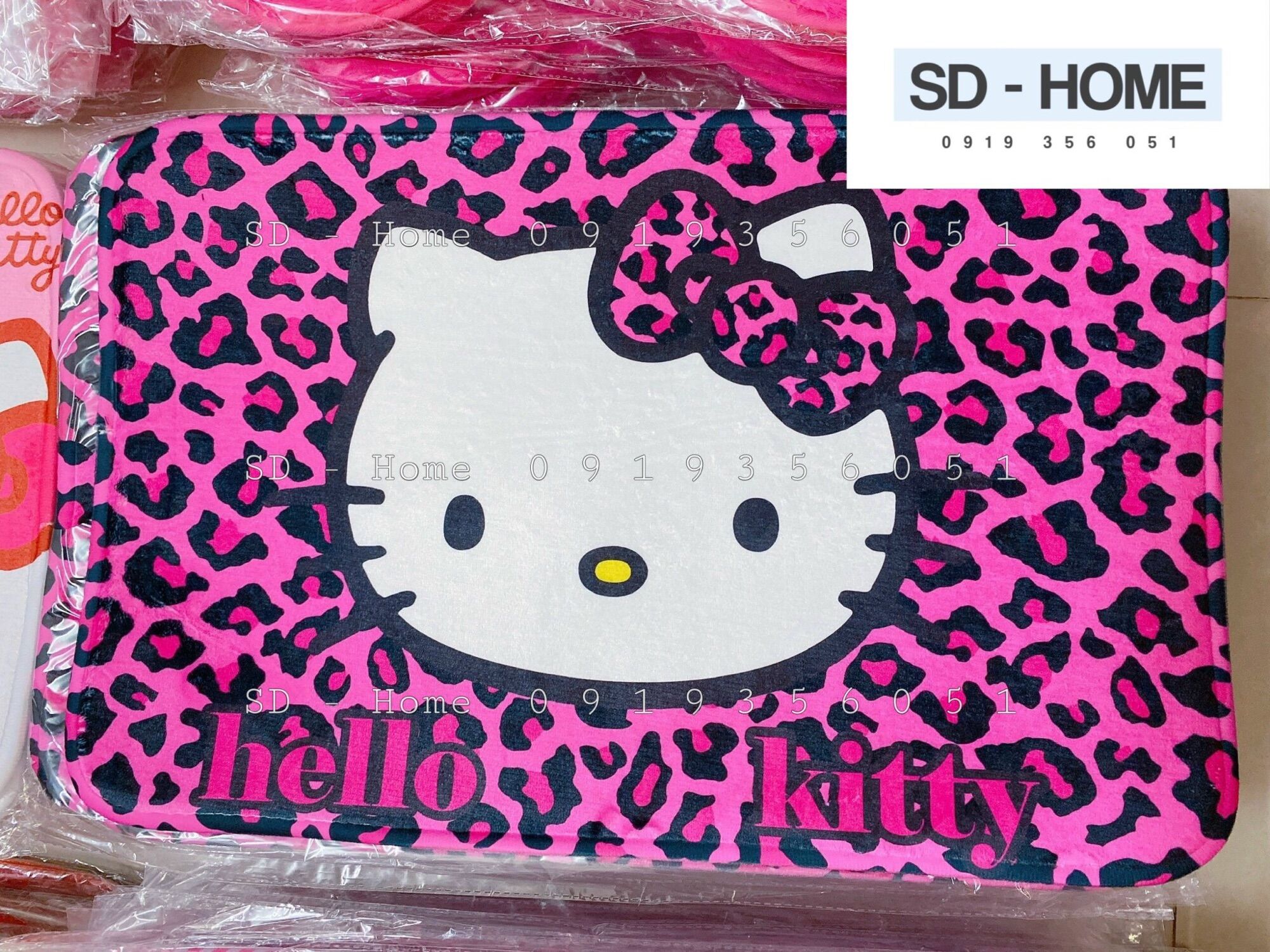 Thảm Dậm Chân Kitty Vuông siêu xinh