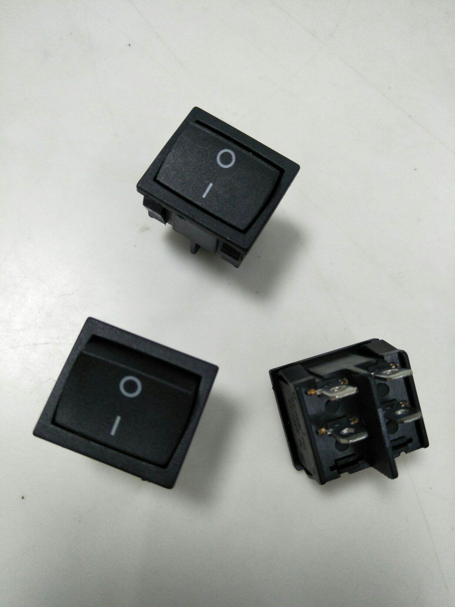 3 Công tắc âm ly