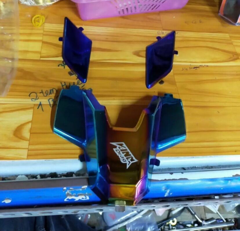 Đuôi Titan Vario