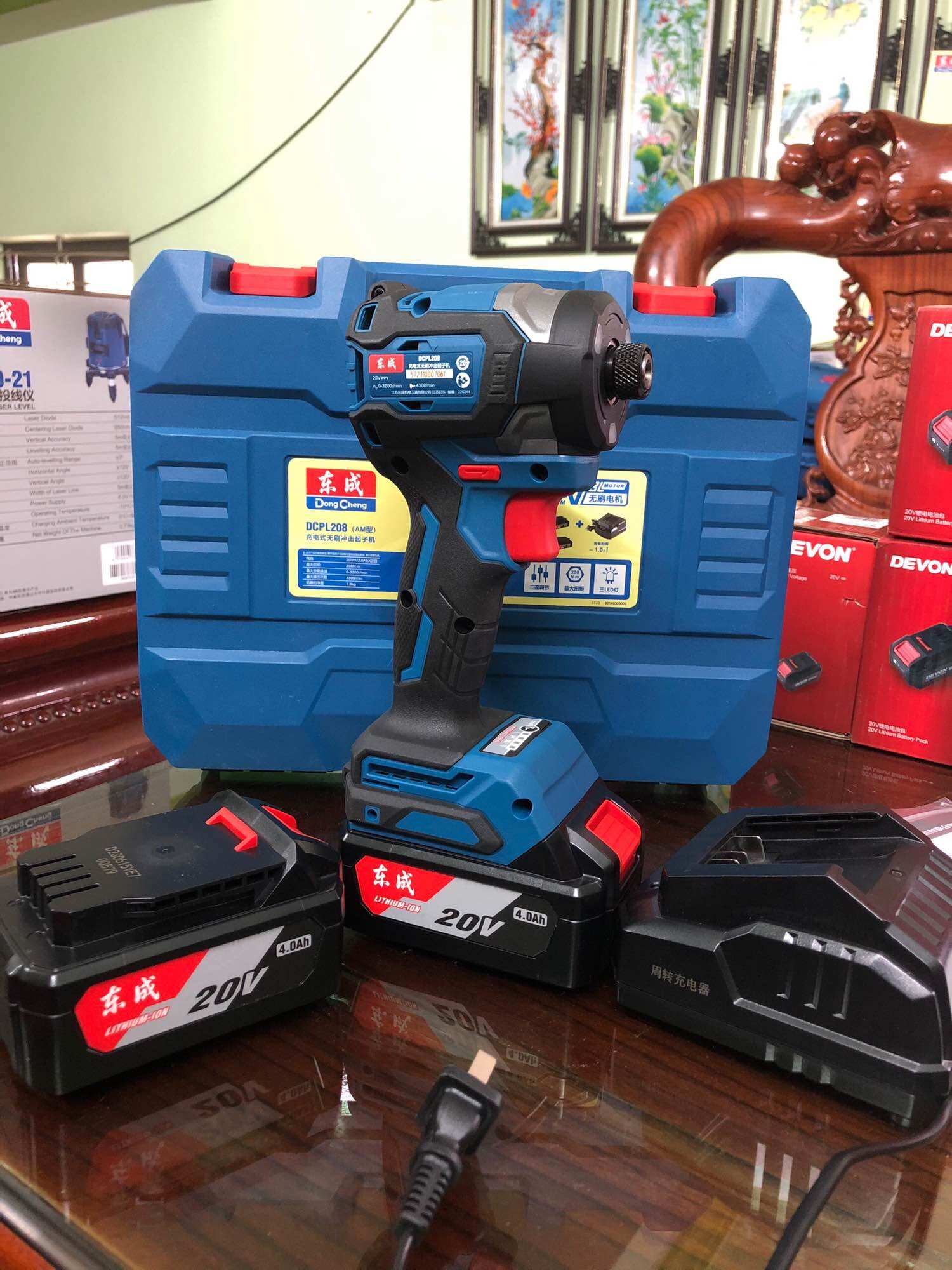 Máy bắn vít pin dongcheng 20V DCPL208 chính hãng