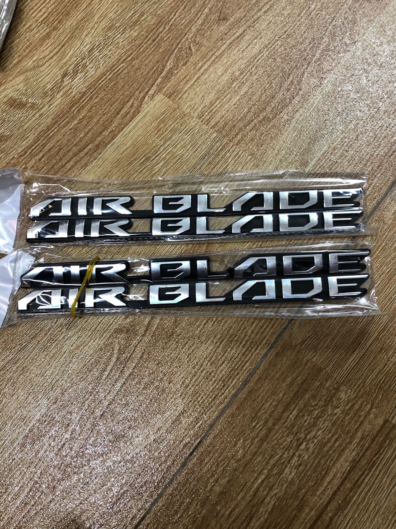 Tem nổi xe ab air blade 2011-2012 cực chất lượng-giá rẻ