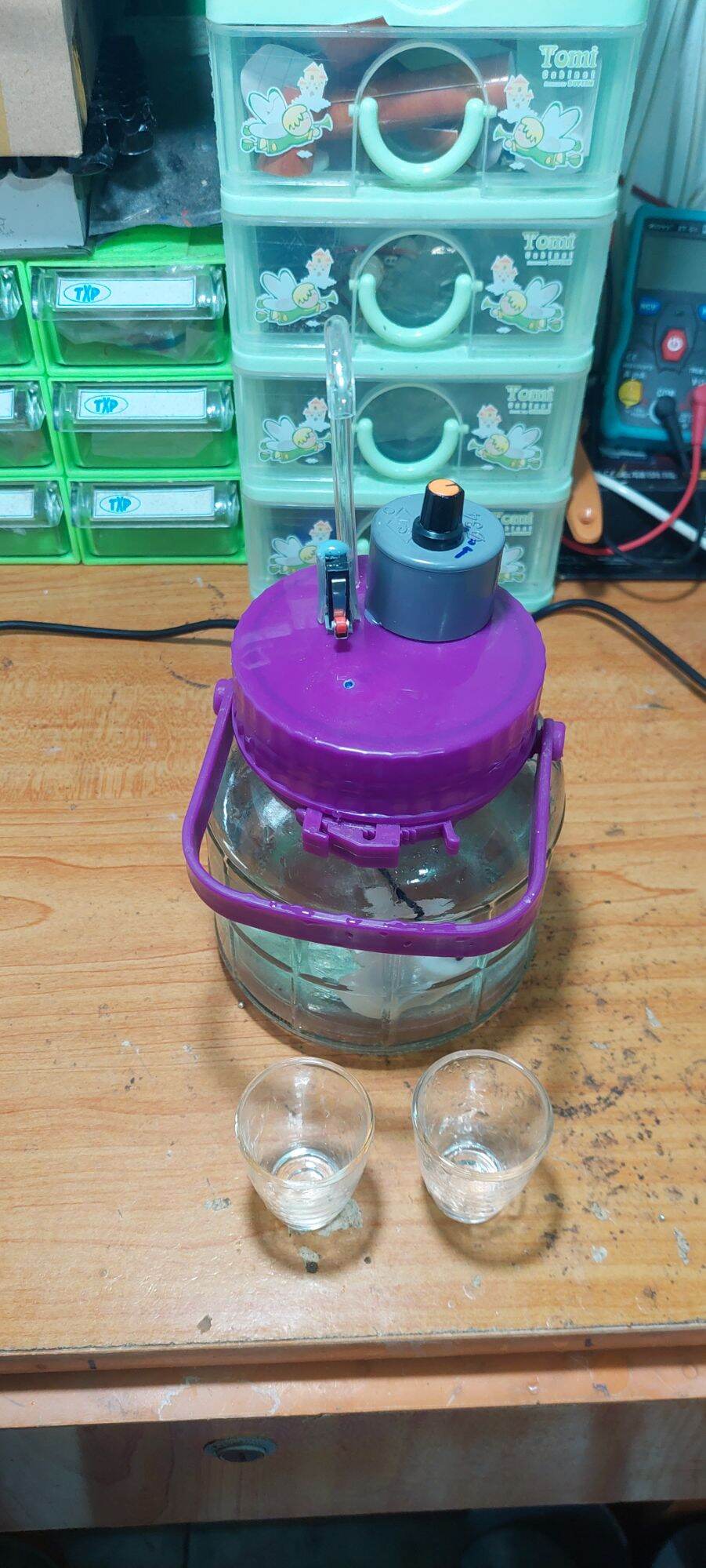 Bình rót rượu tự động thủy tinh 1 lít