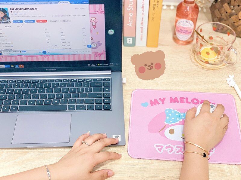 Lót chuột - bàn di chuột Hello Kitty - Doremon Doraemon