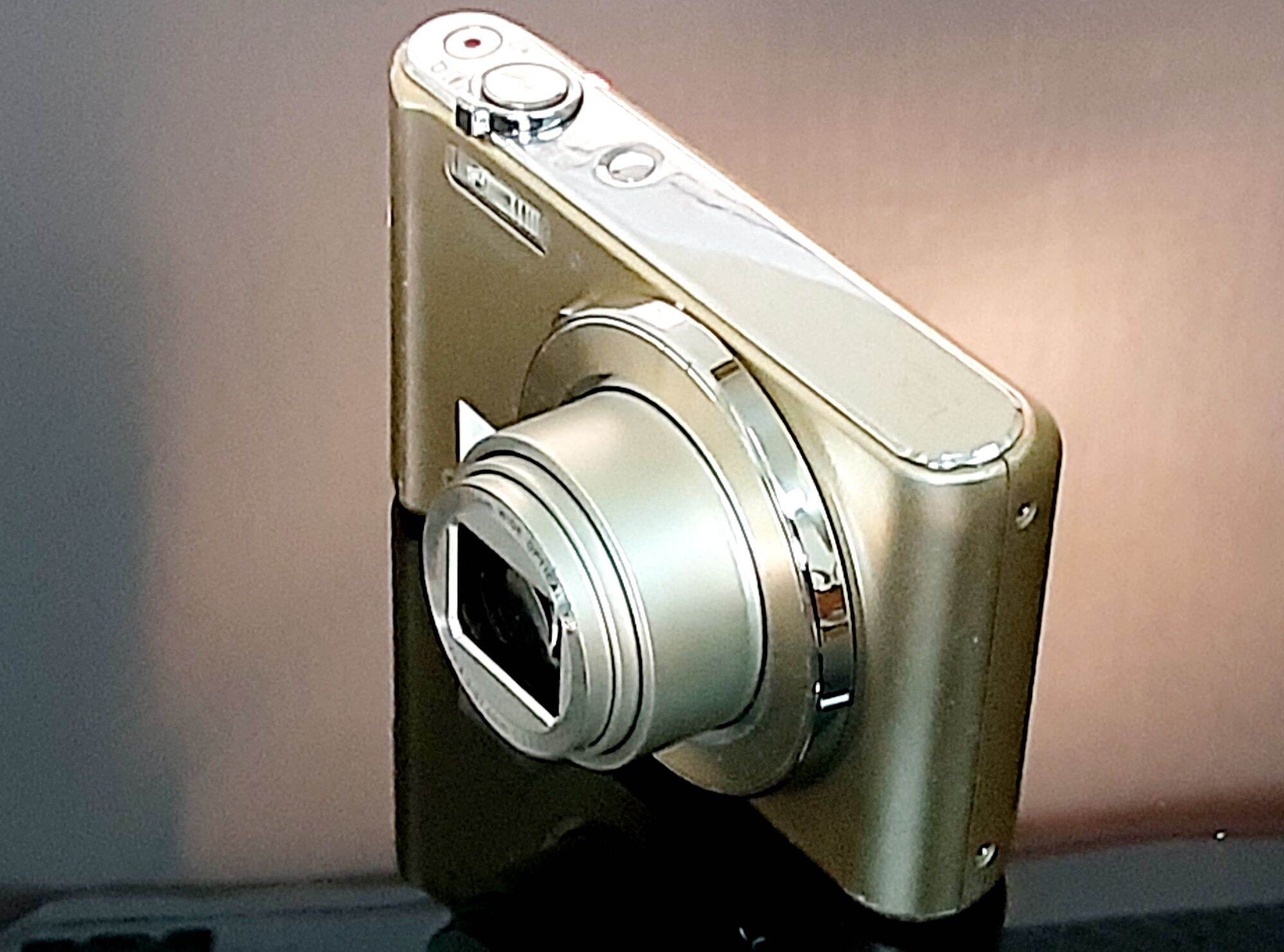Máy ảnh kts Casio EX-ZS190( 16.0 megapixel)