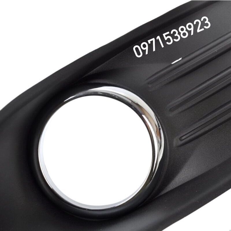 2 ỐP ĐÈN GẦM FORD FOCUS SEDAN 2009-2011 CAO CẤP