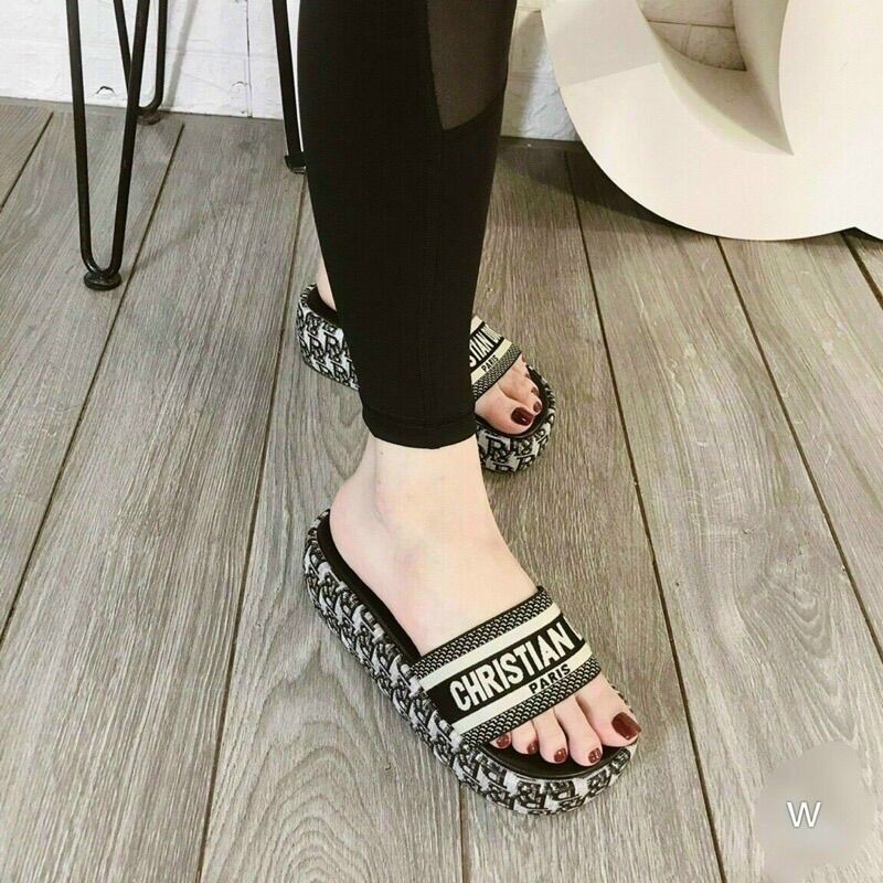 [MUA 1 TẶNG 1 ] Dép XUỒNG DR Cao 7CM siêu HOT (tặng quà)