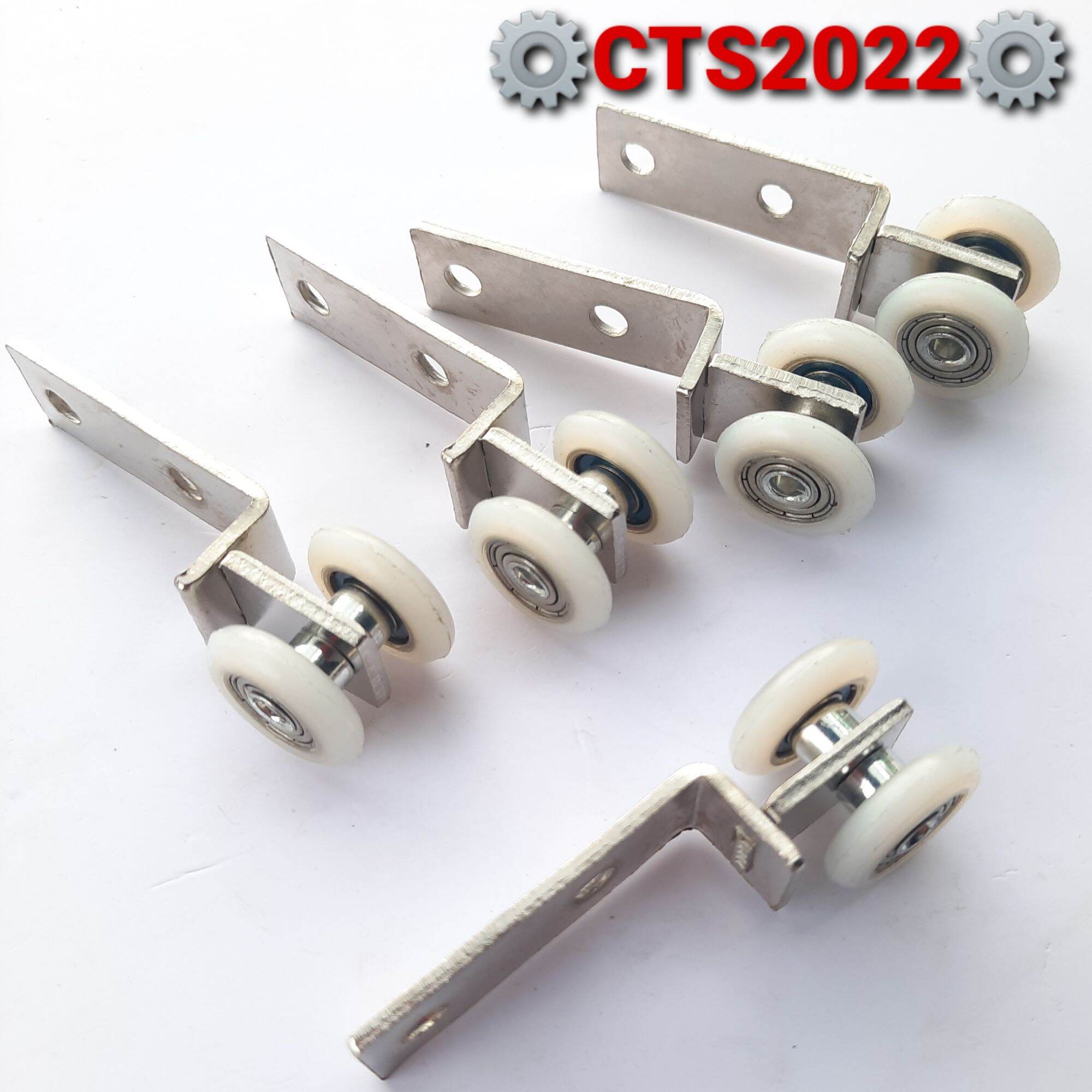 Con lăn trên cửa lùa inox tiện dụng