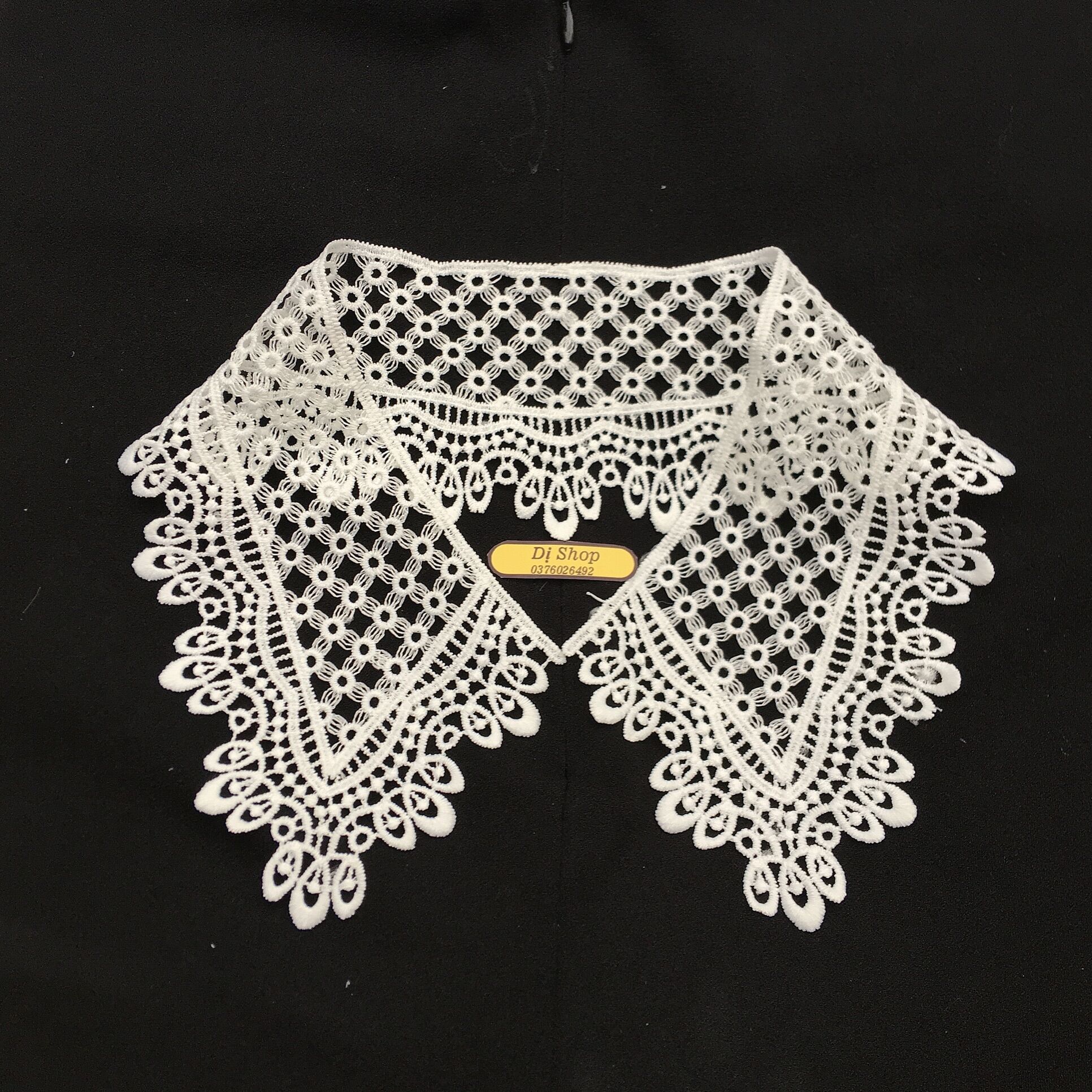 Cổ sơ mi cotton lá nhọn
