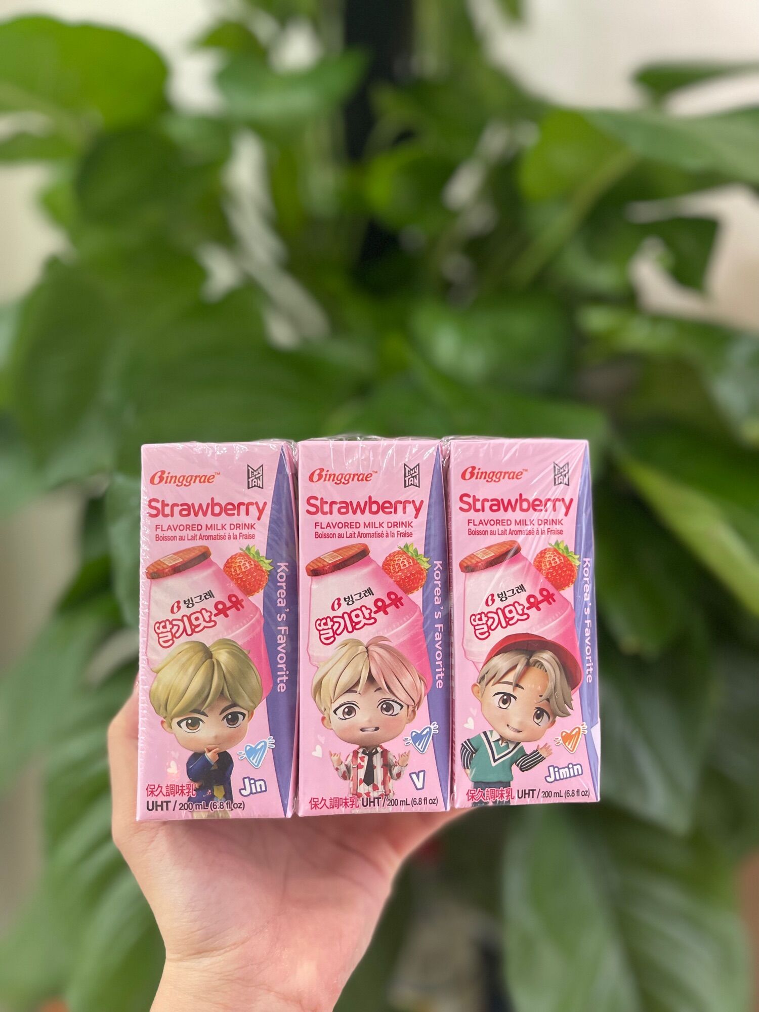 Sữa trái cây Binggrae phiên bản BTS Hàn Quốc