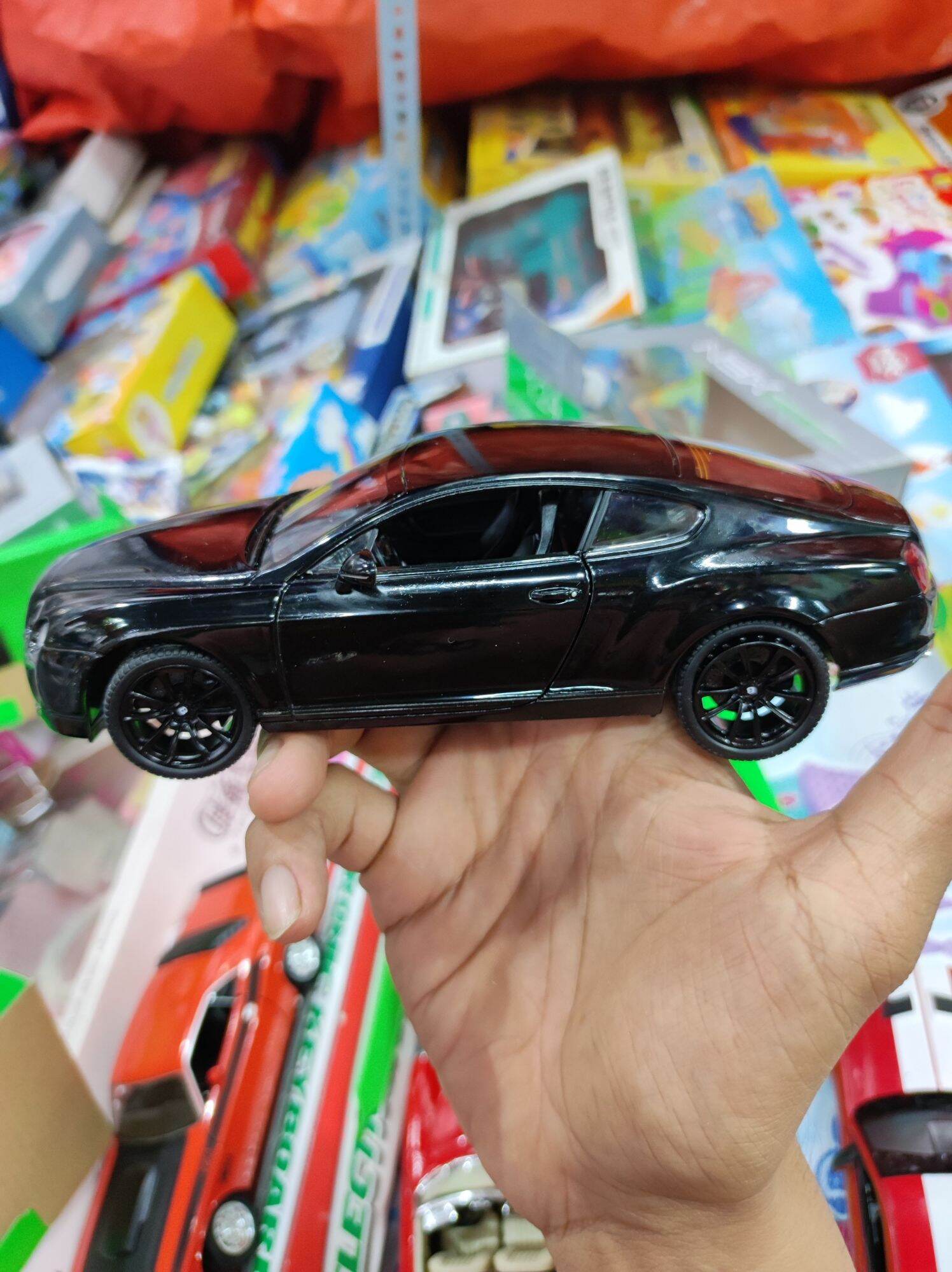 Xe mô hình tĩnh 1/24 WELLY Bentley