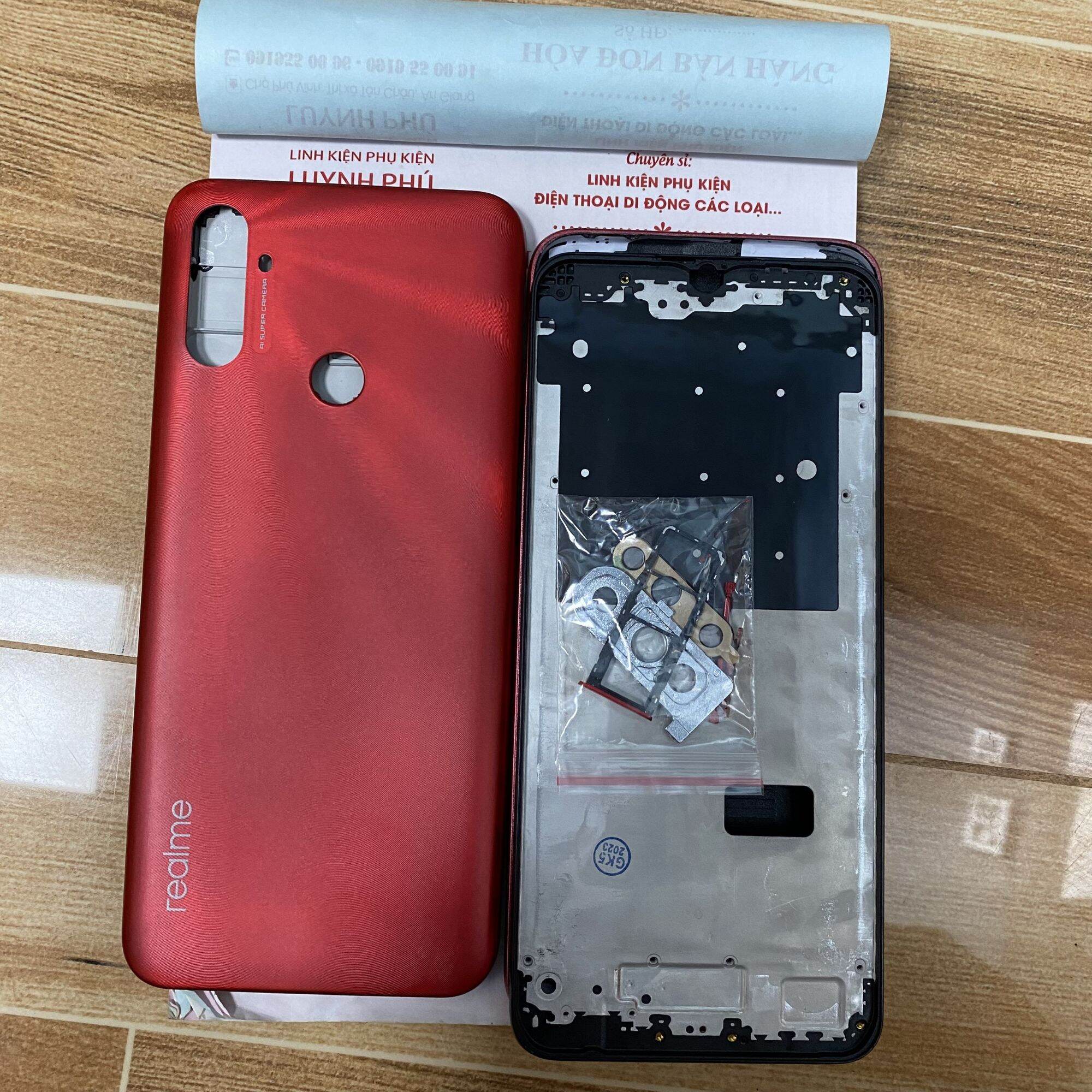 Vỏ realme c3 bộ có kính camera khay sim bao test