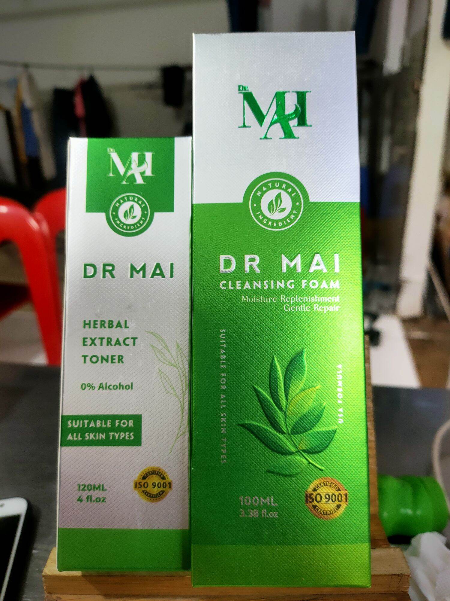 [HCM]SƯA RƯA MAT MAI THAO MÔC  MẪU MỚI+ NƯỚC TẨY TRANG HOA HỒNG DR.MAI HERBAL ẺXTRACT TONER 120ML