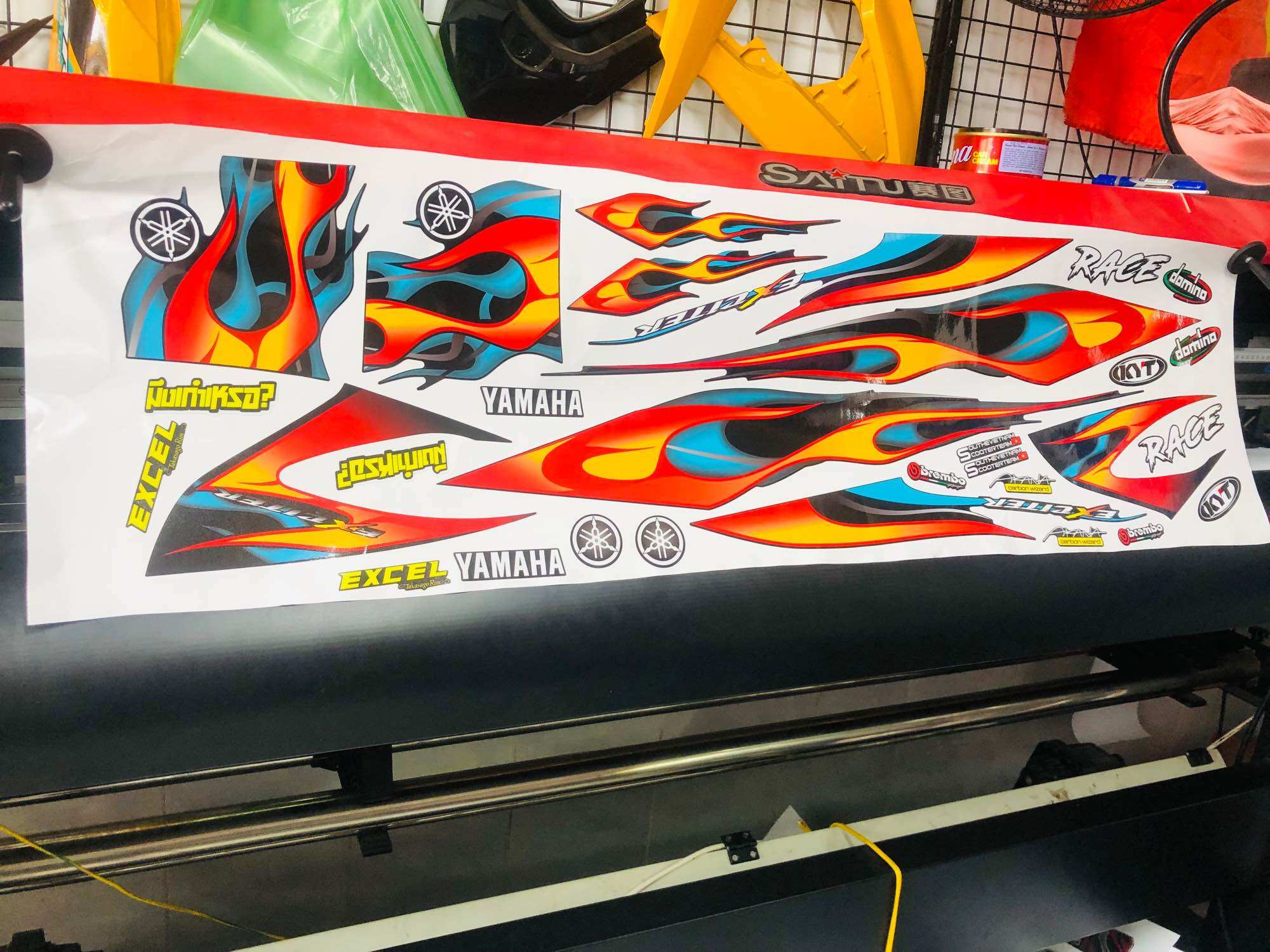 Tem lửa exciter 2010 đen cam tem chế