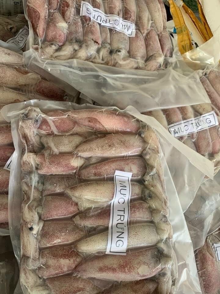 1kg MỰC TRỨNG TỰ NHIÊN (nét 8, size 18-20 con)
