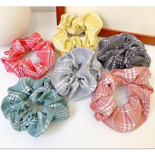 Buộc tóc scrunchies vòng caro