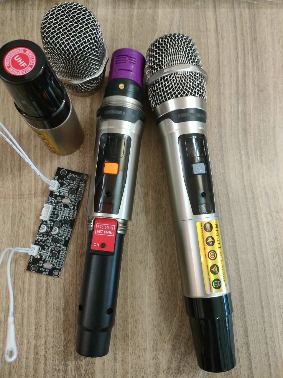 Micro Loa Kéo UGX8 Nhập Khẩu