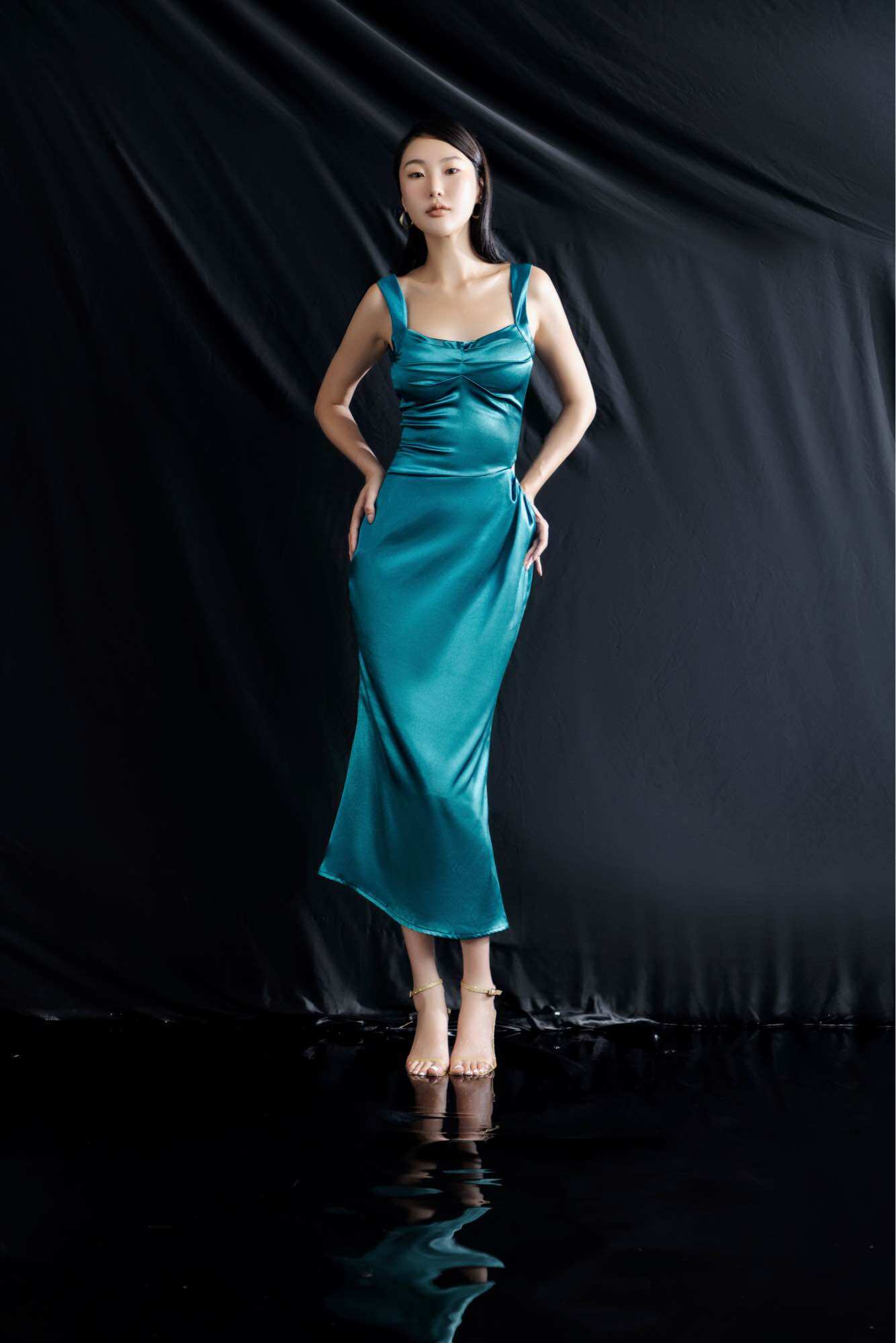 Đầm lụa Neda Dress DESUB