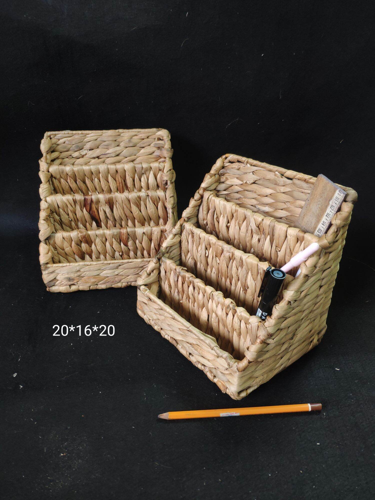 Khay, giỏ lục bình, cói cắm viết để bàn