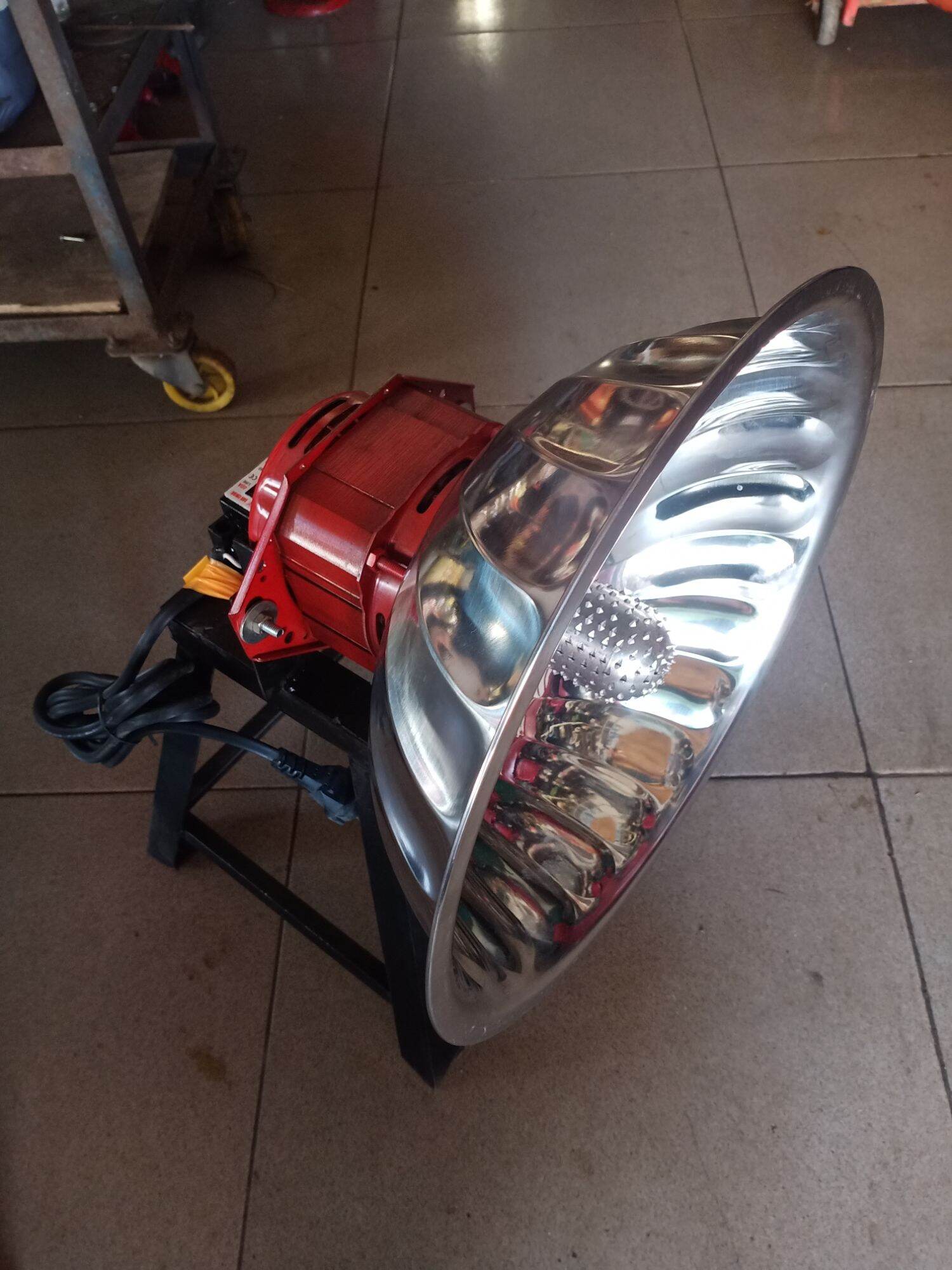 Máy nạo dừa chậm tua 0.5hp 1800v/p
