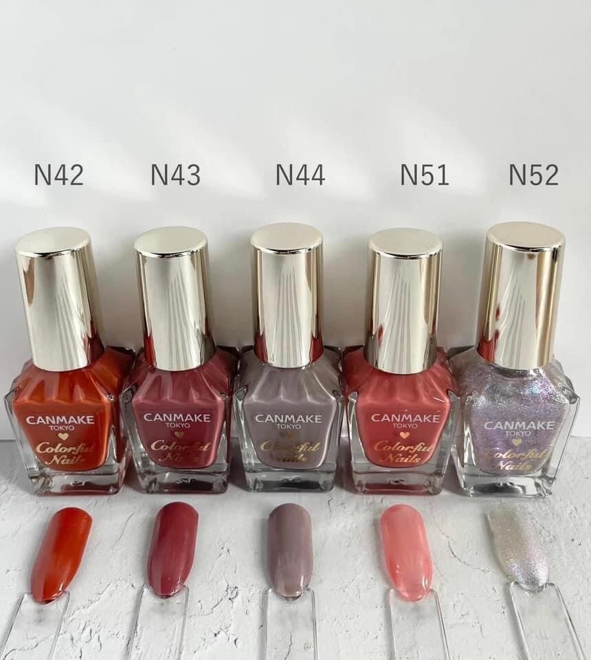 Sơn móng tay Canmake màu xám Chic Grey N44