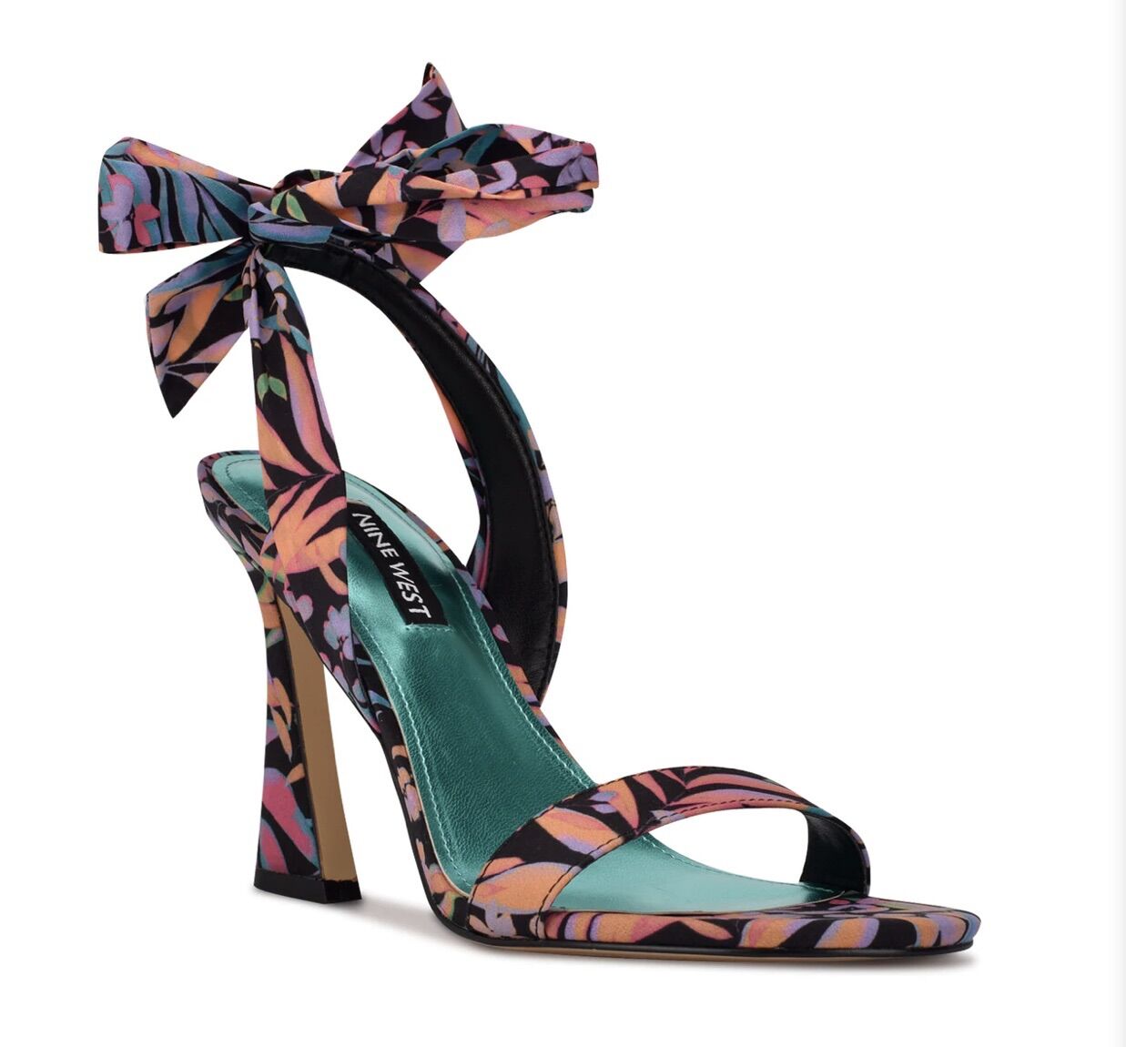 Giày sandal quai ngang hiệu Nine West xuất xịn, bigsize