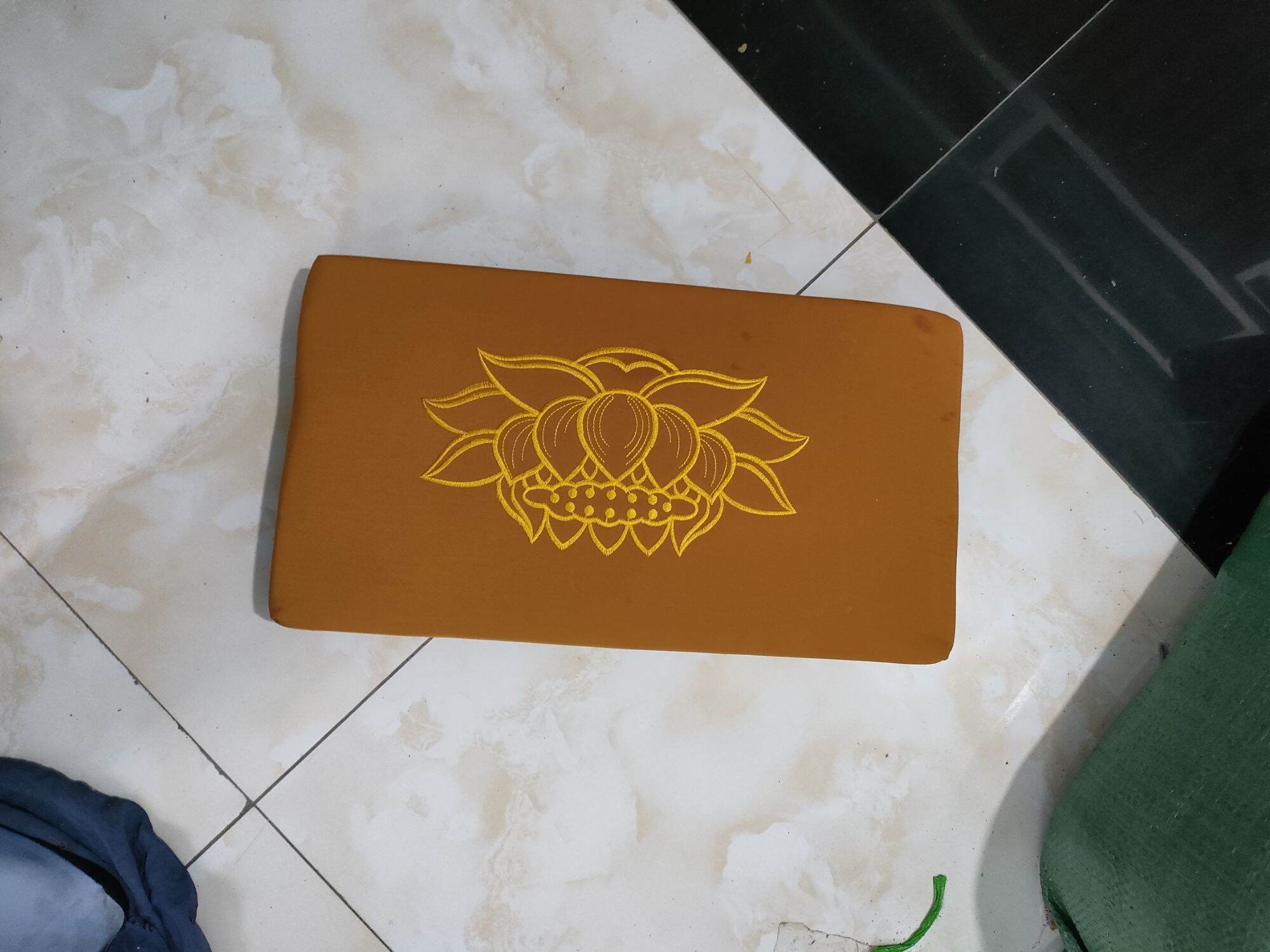 miếng ngồi thiền.nệm tụng Kinh 5cm(25*45cm)