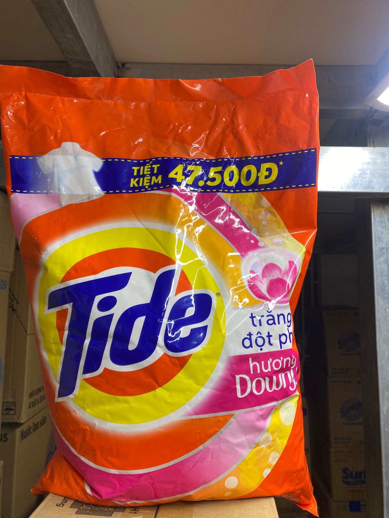 Bột giặt Tide trắng đột phá hương Downy 5kg