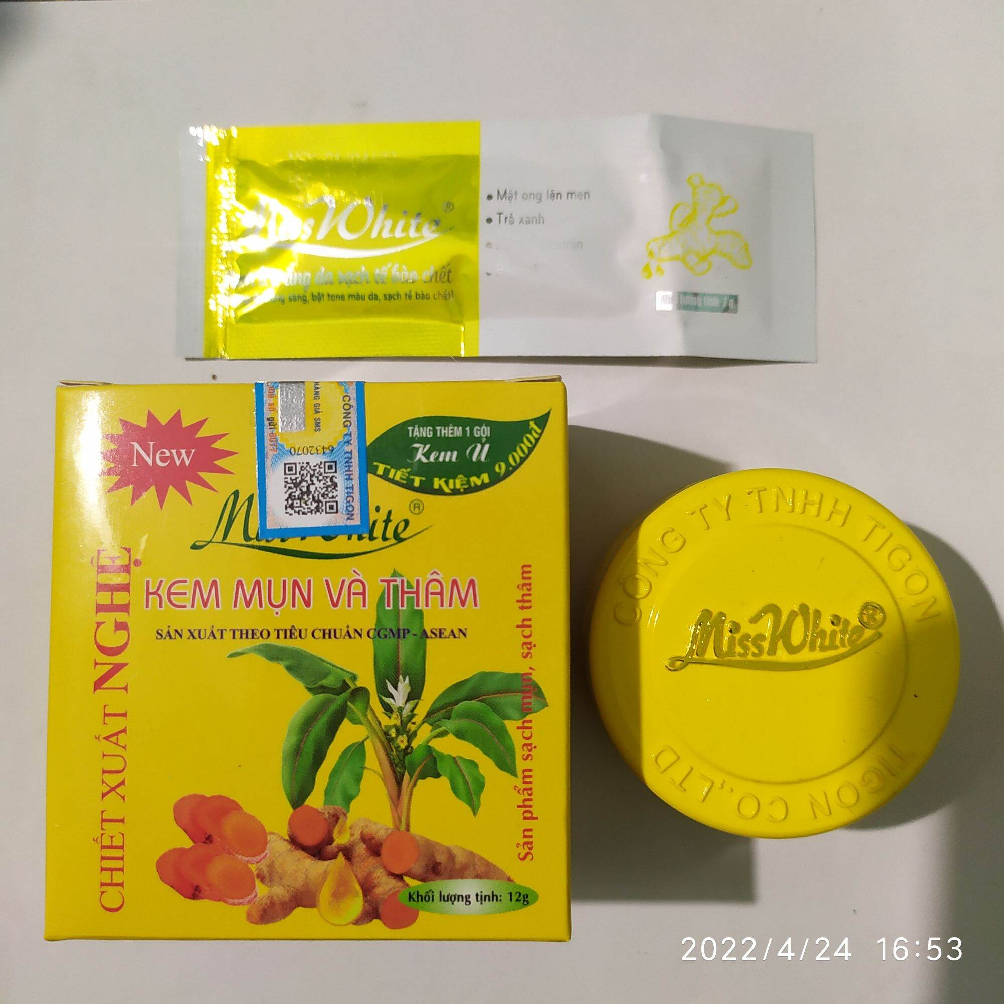 KEM MISS WHITE MỤN VÀ THÂM 12 GAM TẶNG KÈM 1 Ủ TRẮNG DA 7GAM