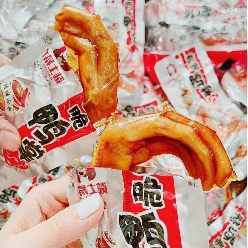 ( Bịch 30 cái) CHÂN VỊT CAY DACHENG TỨ XUYÊN