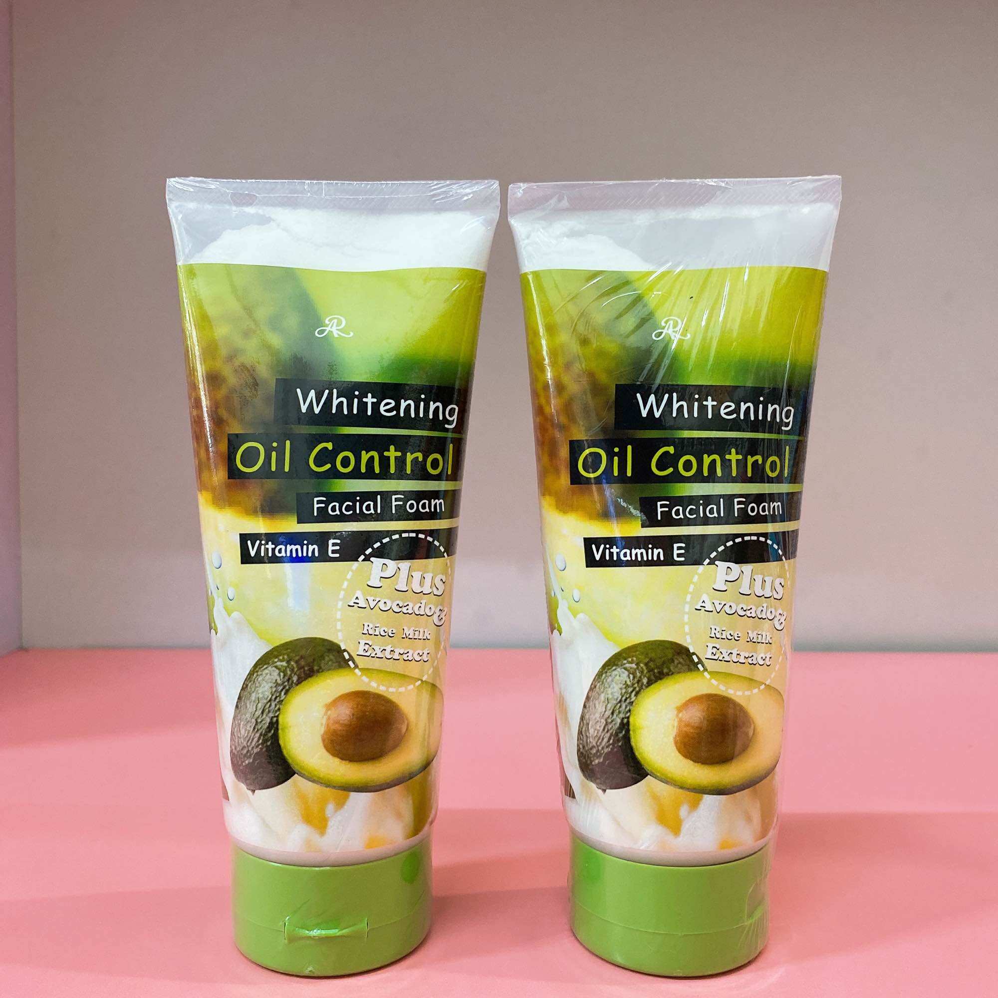 Sữa rửa mặt bơ thái lan 210 ml
