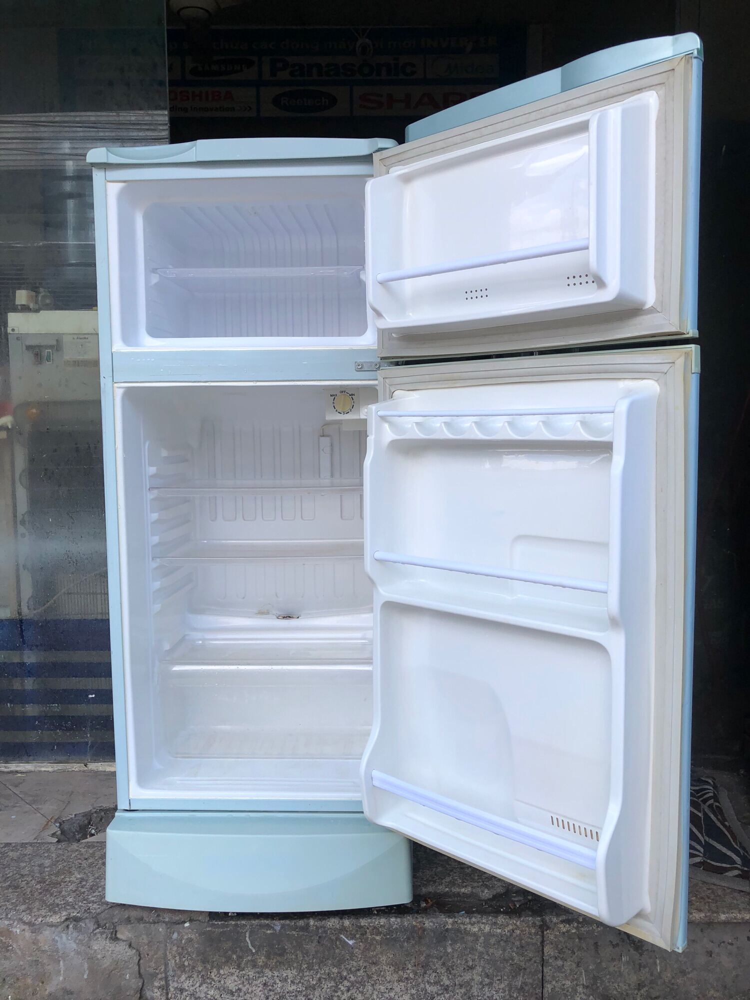 Tủ lạnh cũ Sanyo 110 lít bán khu vực HCM