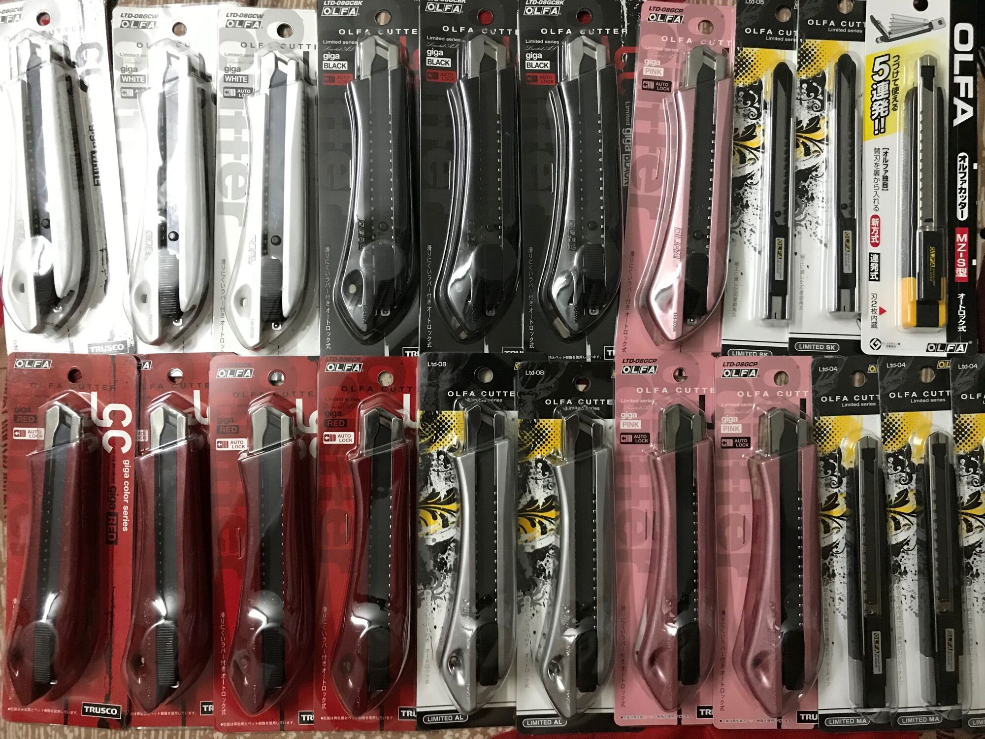 Dao rọc giấy Olfa-Nhật Bản lưỡi 1.8cm LTD-08