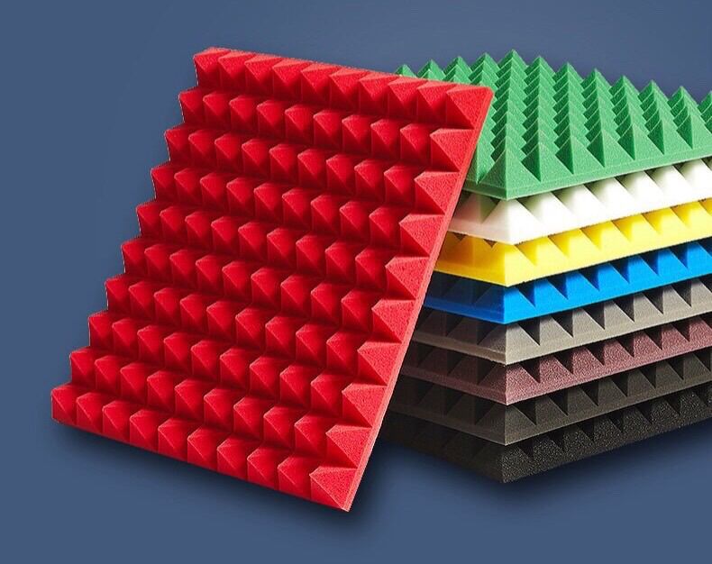 Set 40 tấm Mút xốp tiêu âm hình gai. nhiều màu KT 50x50x5cm