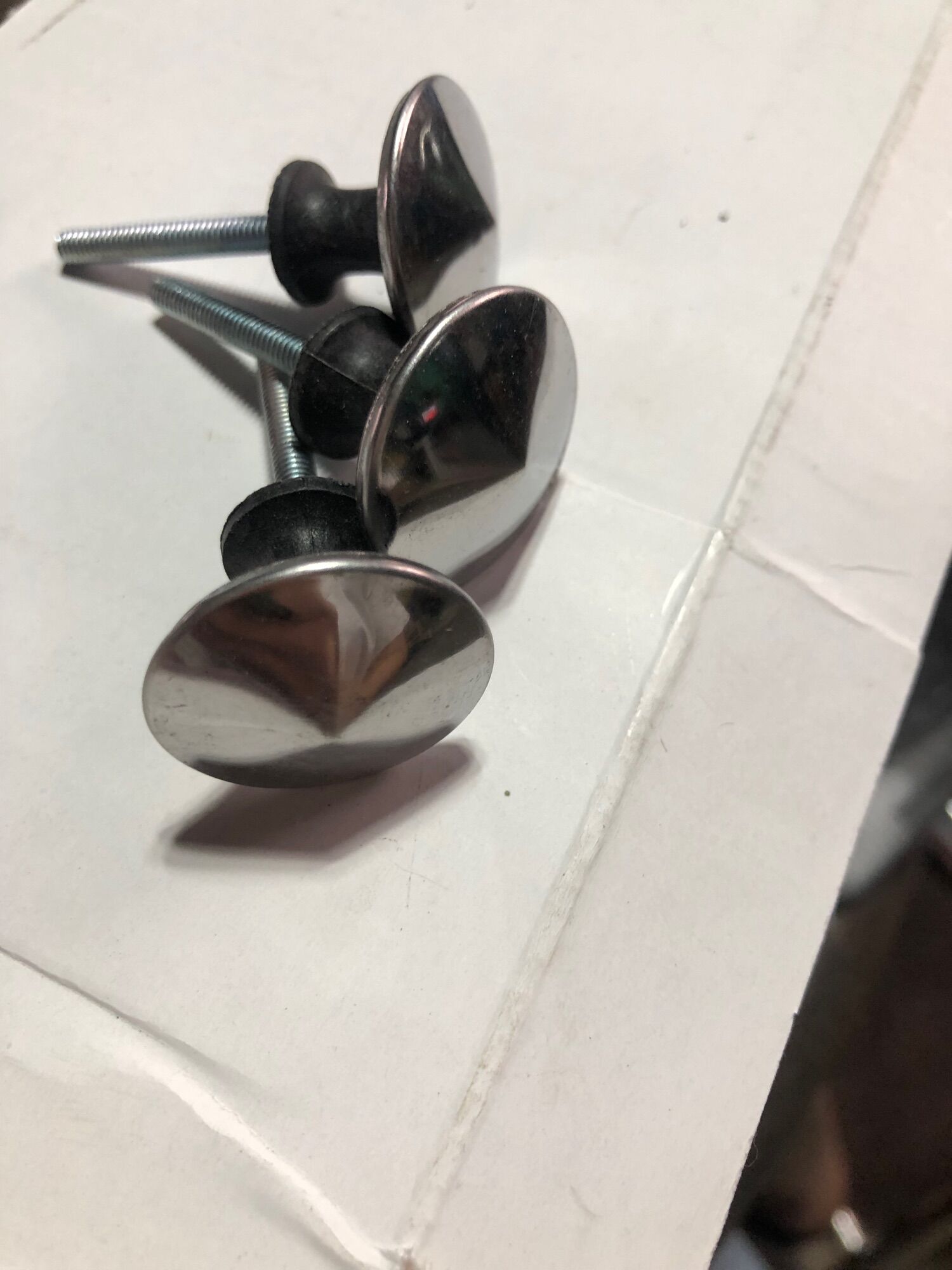 ( Combo 2 )Núm tủ -Nụ tủ inox