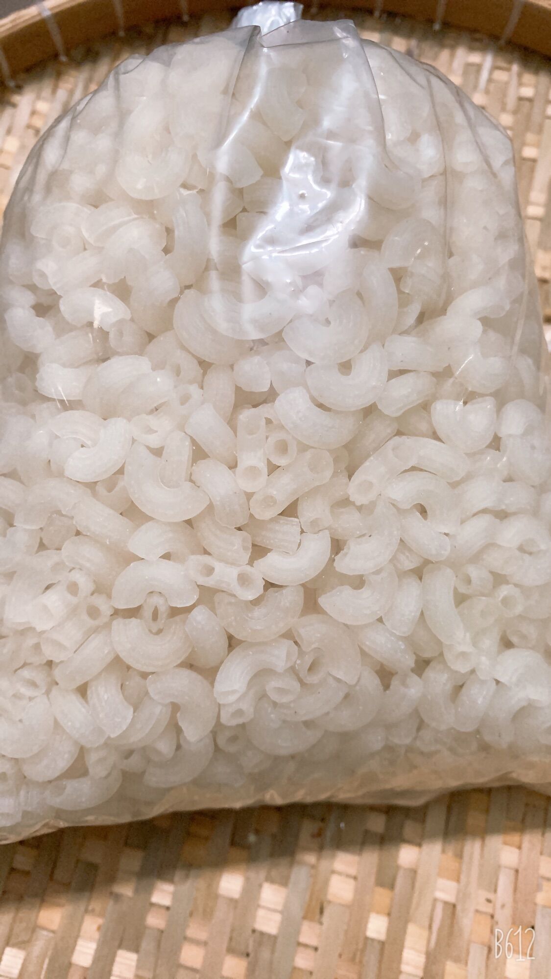 NUI NHỎ TRẮNG Dai- Bịch 1kí