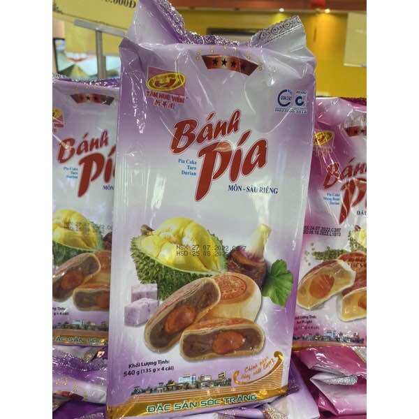 Bánh pía 4 sao môn sầu riêng 1 trứng Tân Huê Viên