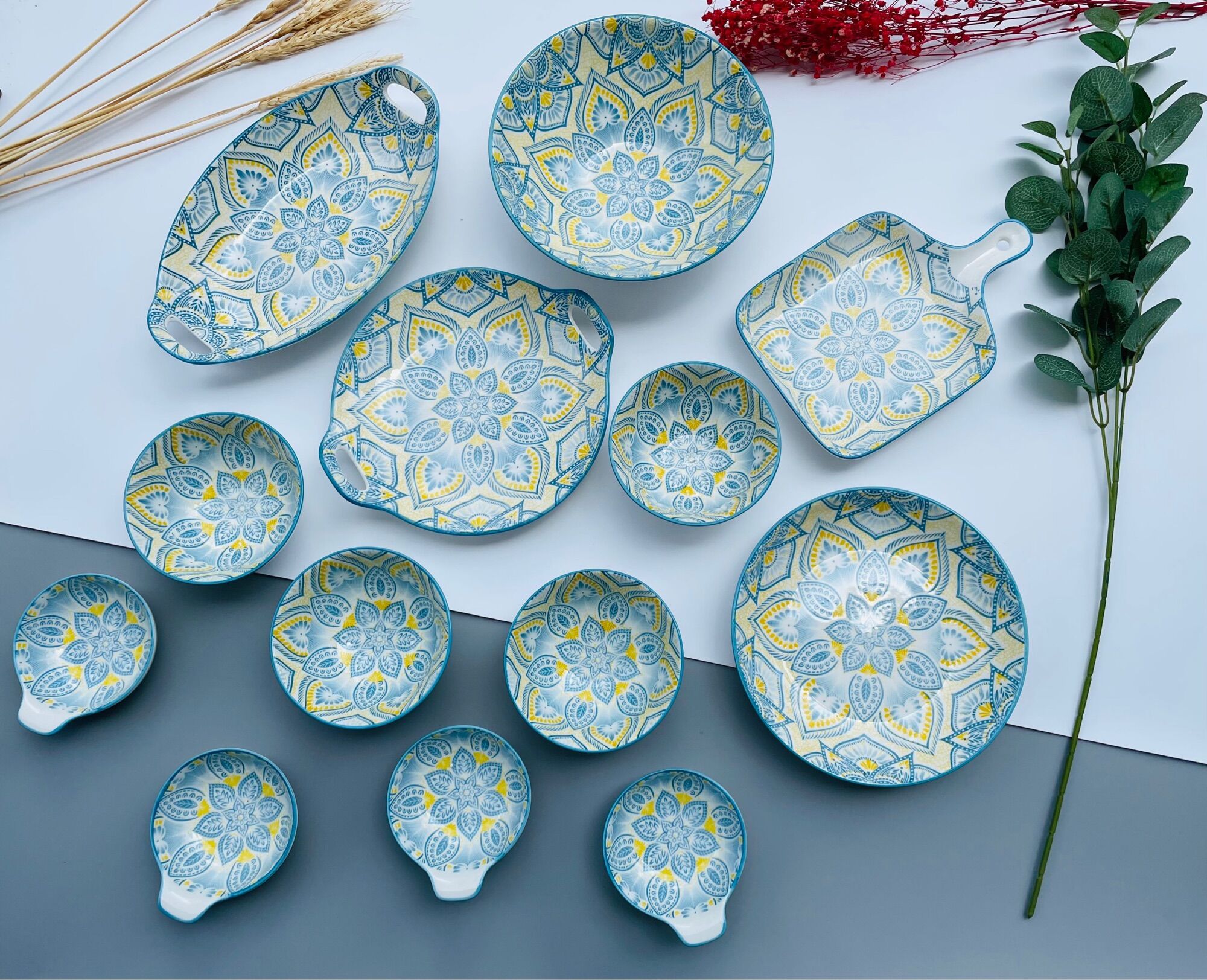 Set bát đĩa hoạ tiết thổ cẩm 13 món y hình giá sale