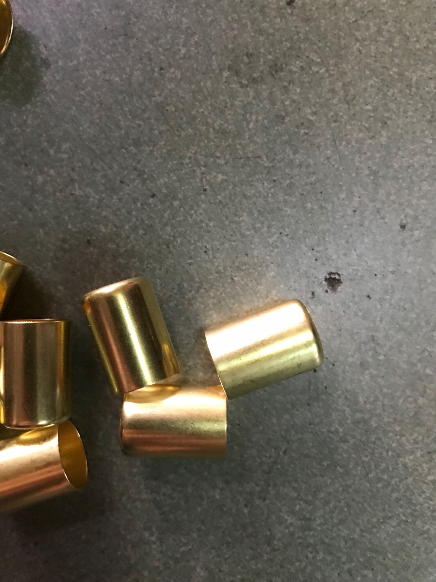 1 bịt 200 cái Khoen thau bấm bấm ống 8.5mm (bịt 200 cái)